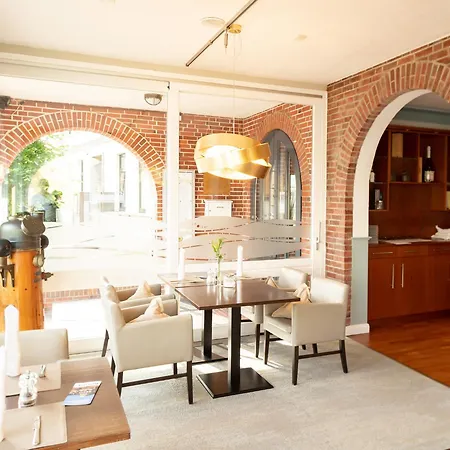 Restaurant&hotel Kogge Gmbh *